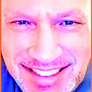 Meet your Posher, Chuck